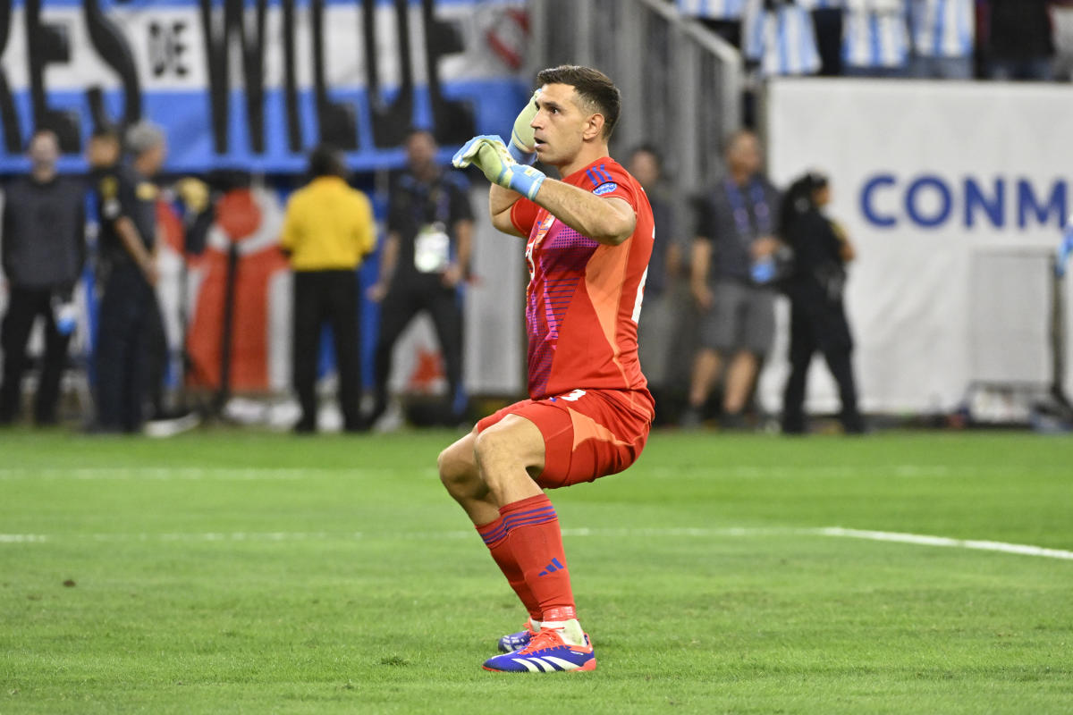 emiliano-martinez-saves-argentina-after-lionel-messi-misses-penalty-kick-in-copa-america-shootout